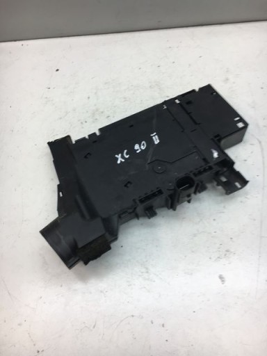 Блок предохранителей volvo xc90 31398096