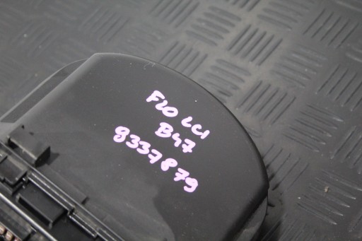 Module fusibles Boîte BMW 1 F20 LIFT 9337879