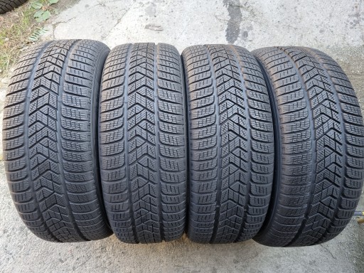 PIRELLI SCORPION WINTER MO 235 60 18