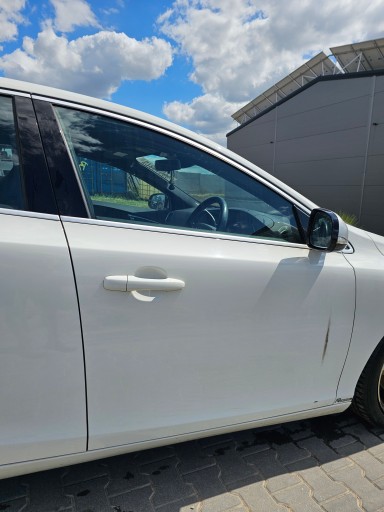 VOLVO V40 II DZRWI right front complete colour 614 00