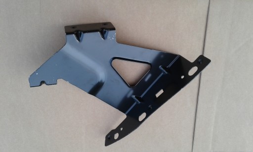 9817764980 9817764880 - НОВЫЙ КРОНШТЕЙН КРЕПЛЕНИЯ ПЕРЕДНЕГО КРЫЛА COMBO E