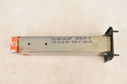 1045610-00-F - МОДЕЛЬ TESLA