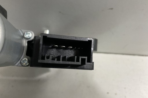 Моторчик вікна задньої лівої двері bmw 8495871 2019р