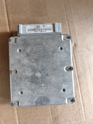 Контролер двигуна ford 93bb-12a650-ed стол