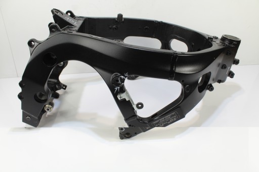 7654324324235565472121 - SUZUKI GSX-R 750 600 L1-L8 рама + документи 2017