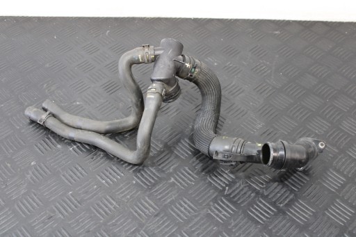 hadica vedenie vody G4D3-8A594-BC LAND ROVER DISCOVERY SPORT L550