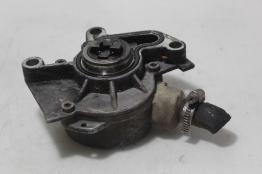 038145101 - НАСОС VACUM SKODA FABIA И 1.9 SDI
