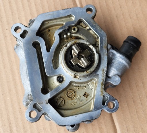 pump vacual VACUM VACUUM WAKUM MERCEDES C-KL W205 GLC CLA 2.0 CGI OE