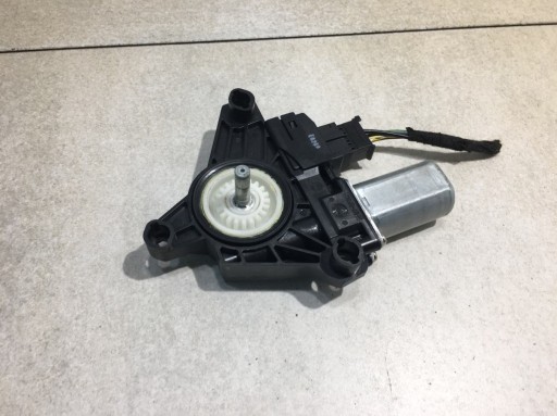 mini motor windows left rear part MERCEDES W176 FL A2469063100