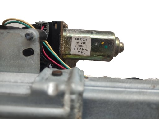 mechanism lifting bonnet CHRYSLER Pacifica 2004