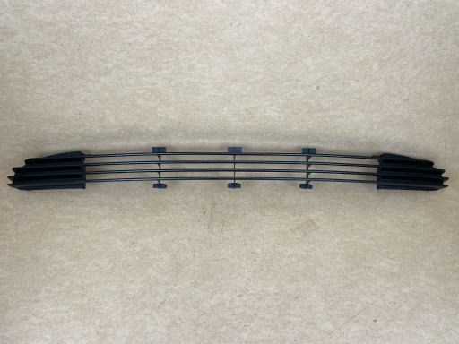 grille grid of a bumper front of the front front FORD FIESTA IV MK5 95-99