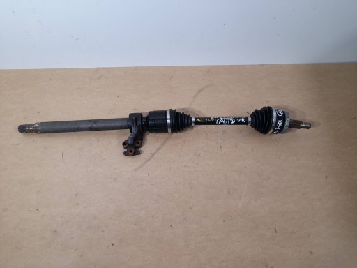 KIA Sportage IV QL semi-axis front right 1.6 FGDI / 4WD (A679)