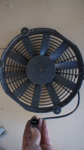 ВЕНТИЛЯТОР РАДІАТОРА КОНДИЦІОНЕРА DEFENDER