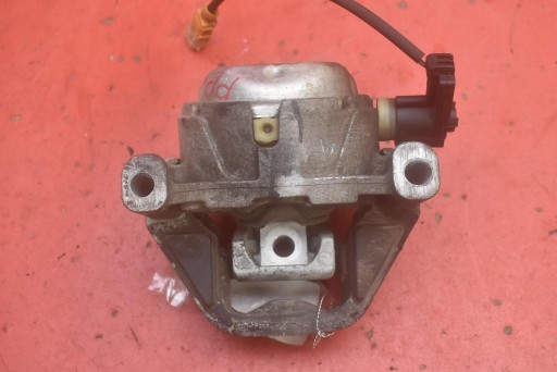 holder engine mount right front AUDI A6 CX7 2.0 TDI 177 KM 10-14