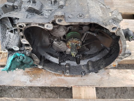 VOLVO S40 V40 MITSUBISHI CARISMA 1.9 D F9K gearbox, P30616126