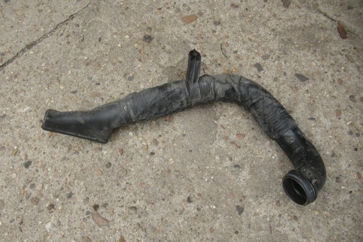 HYUNDAI IX55 3.0 CRDI pipe intake air