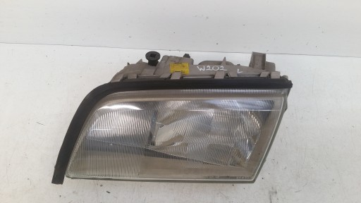 light left front Hella 2028201761 Mercedes W202