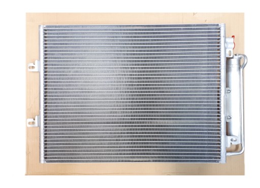 641 000S - РАДИАТОР КОНДИЦИОНЕРА RENAULT TWINGO II 1.2 1.5