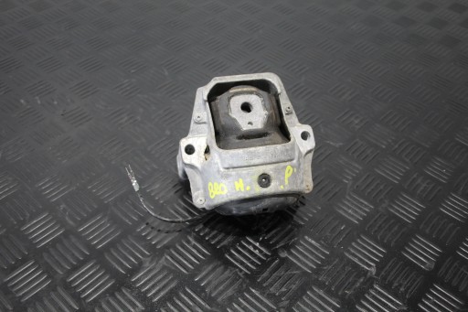 engine mount right AUDI Q5 8R0 8R0199381AK