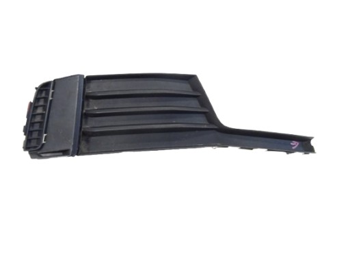 grid of a bumper front front right AUDI A3 8V 8V3807682S