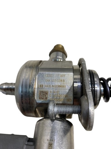 feed pump AUDI A4 B9 2.0 TFSI 06K127028B