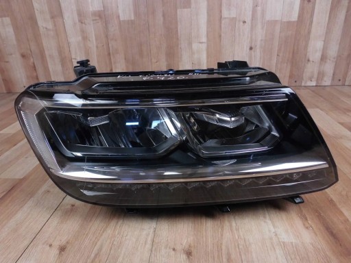 Volkswagen Tiguan II 2016-2020 light right front 5NB