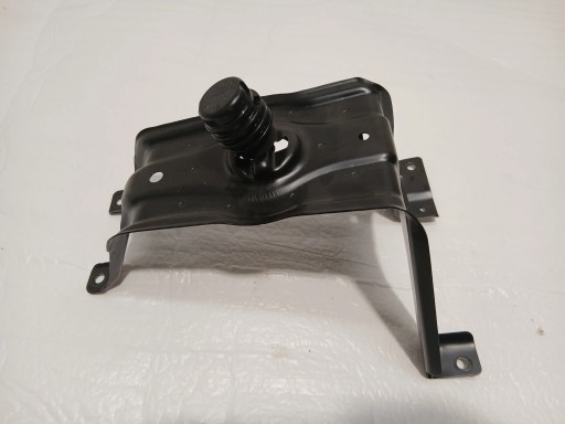 AUDI A4 B9 LIFT Support plaque Roues de la roue de secours 8W0802715B