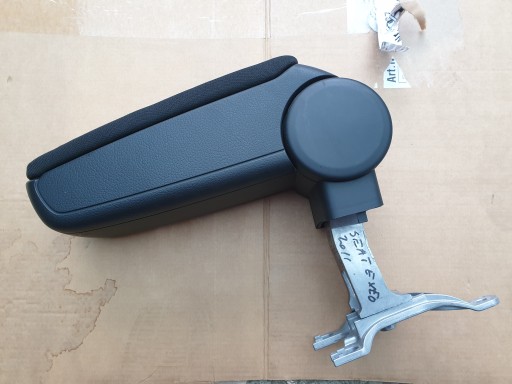 Loketní opěrka SEAT EXEO 2009-2013