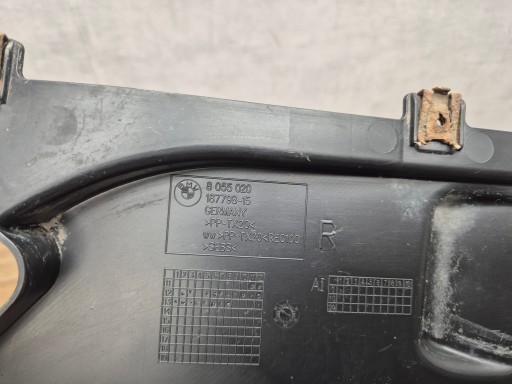 BMW 3 F30 F31 triangle mudguard right cover lower front m-packet 8055020