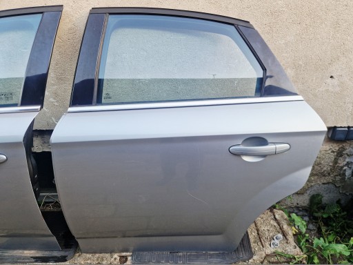 FORD MONDEO MK4 HB door left rear part rear. colour H8 complete