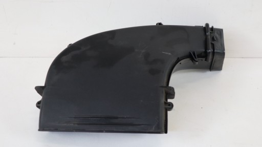 VOLVO V40 II 2.0 D труба воздуховод 31338658