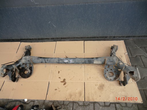 0000 - Toyota yaris iii 12-18 задня підвіска