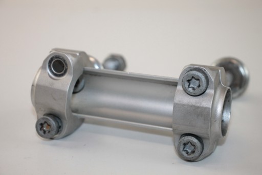 KTM990S 60 - KTM 990 SUPERMOTO R RISERY КРІПЛЕННЯ