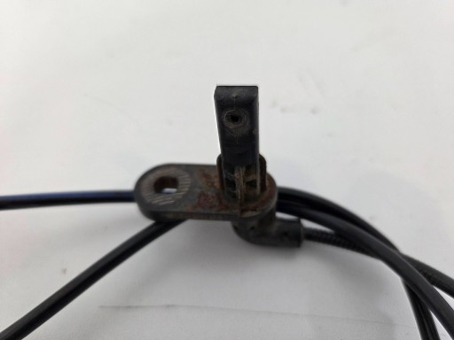Toyota C-HR and sensor ABS front right 89542F4010 (CZ115)