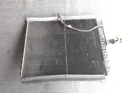 12 - W124 E320 95R Кондиціонер радіатор вентилятори