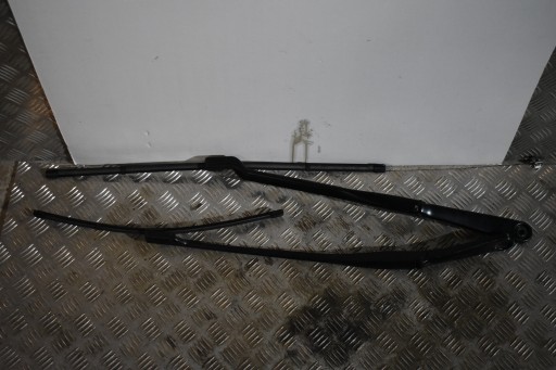 IDEALNE RAMIONA PIORA WISCHER BMW G30 G31 LIFT 1