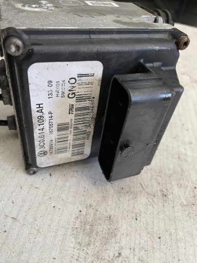 VW PASSAT B6 LIFT pump ABS 3C0614109C