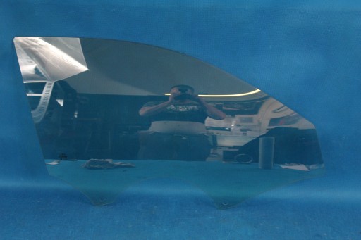 8X4845202 23/01 - AUDI A1 8X LIFT стекло передней правой двери 15R