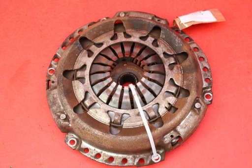 Embrayage Disque de pression 321007710 TOYOTA YARIS 2 II 1.4 D-4D 90 KM 05-09