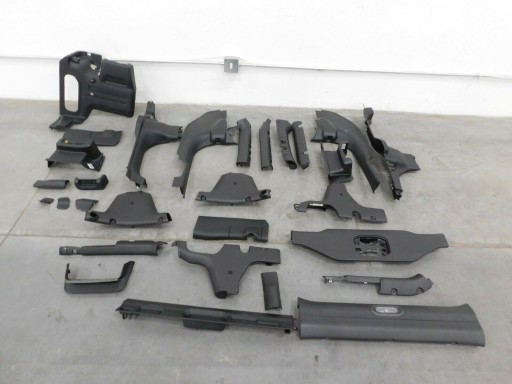 6BM25TX7AF 6EN01TX7AC - ПЛАСТИК ПЛАСТИК ЛЕВЫЙ ПРАВЫЙ JEEP WRANGLER JL 2018+