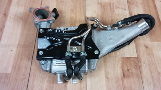Toyota Auris II CHR 1.2 intercooler 127000-1330 17940-47021
