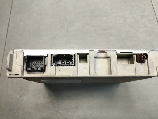 Audi A6 C7 4G TUNER TELEWIZYJNY TV 8V0919146B
