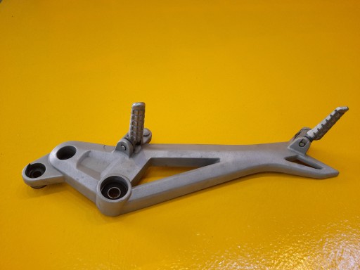 DUCATI MONSTER 696 1100 SET КРЕПЛЕНИЕ СТОЙКИ