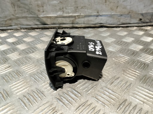Lüftungsgitter des lüfters OPEL MERIVA A 464652911