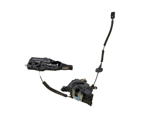 lock door left front 4 PIN RENAULT CAPTUR and 805030788R