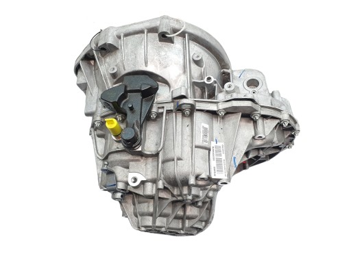 Коробка передач PF6068 8201751160 2.0 DCI Trafic 3