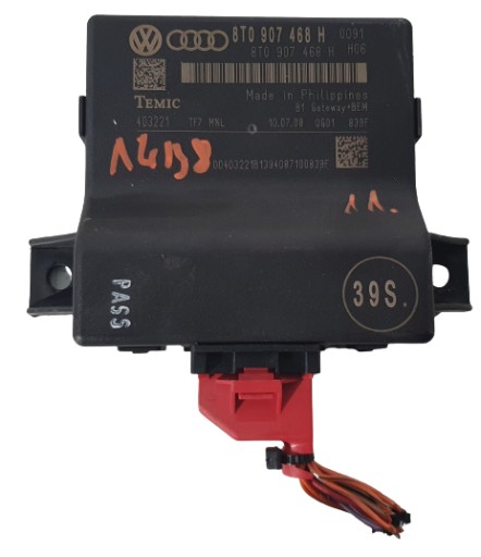 Audi A4 B8 8K0 07-12 module control unit Gateway