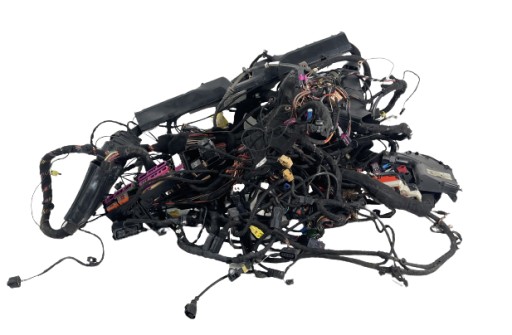 { Установка жгута проводов салона AUDI A6 C7 3.0 TDI