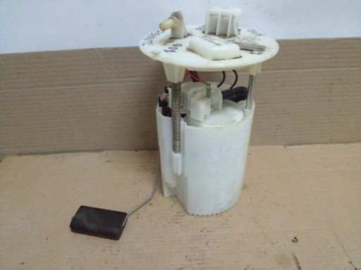 feed pump RENAULT TWINGO III 1.0 SCE 172024944R