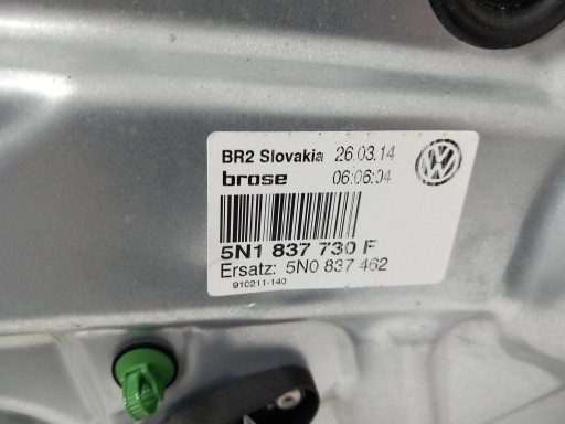 Mécanisme essuie glaces Droite Avant VW TIGUAN et 5N / LIFT 5N1837730F 07-16